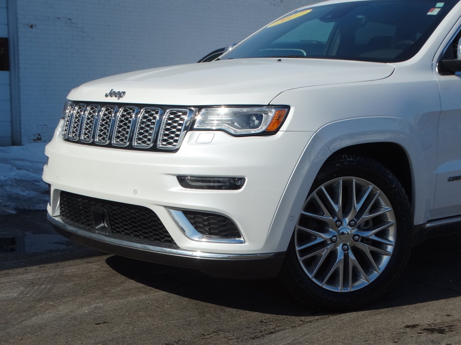 Pre-Owned 2017 Jeep Grand Cherokee Summit Sport Utility in ...